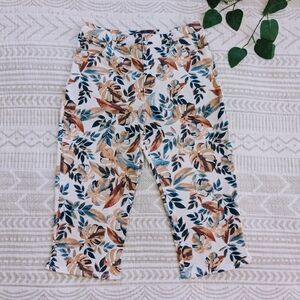Gloria Vanderbilt floral Capri jeans 10